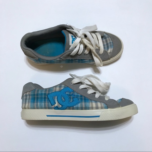 dc checkered shoes